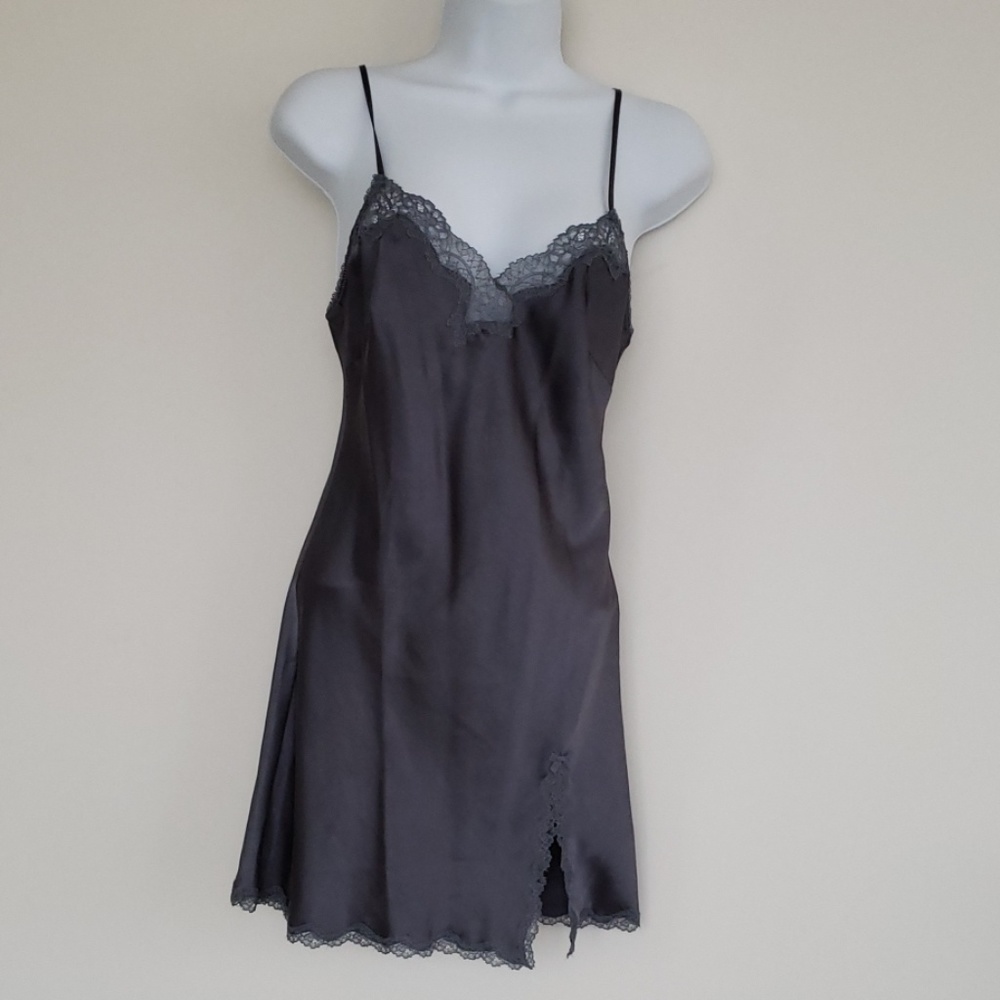 Victoria's Secret gray silky lace trim chemise XS - Picture 1 of 8